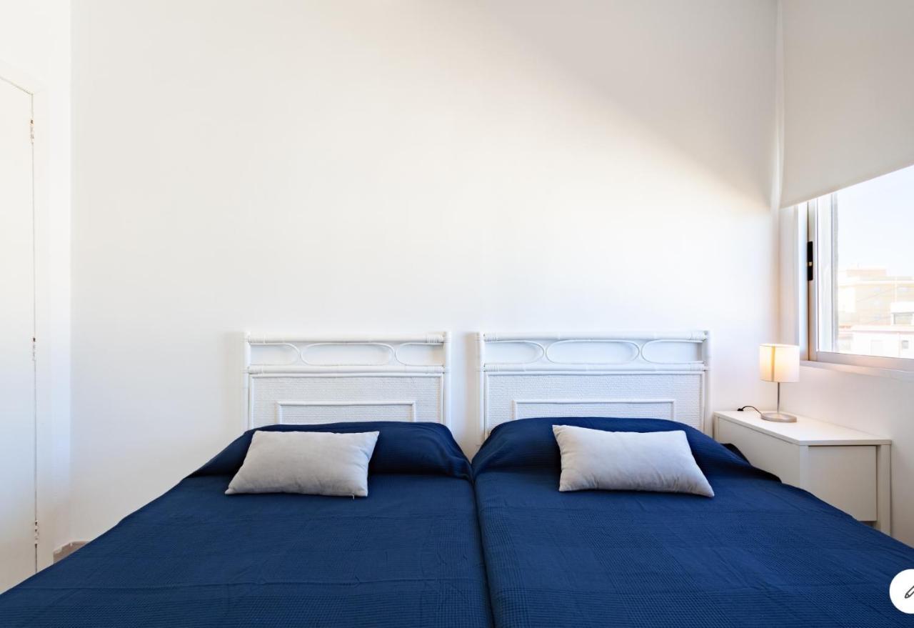 Apartamento Primera Linea De Playa Бельрегуарт Экстерьер фото